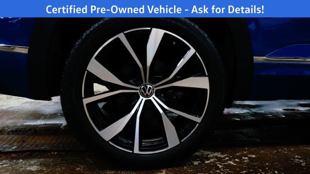 Certified 2025 Volkswagen Atlas Cross Sport SEL Premium R-Line image 98