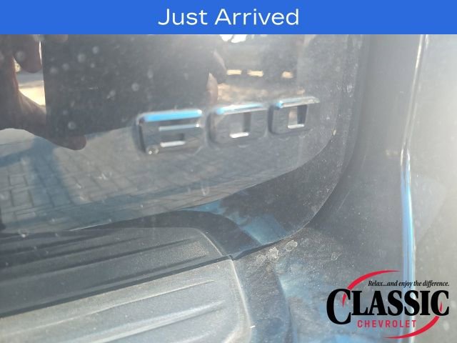 Used 2024 Cadillac Escalade Sport w/ LPO, ONYX Package image 15