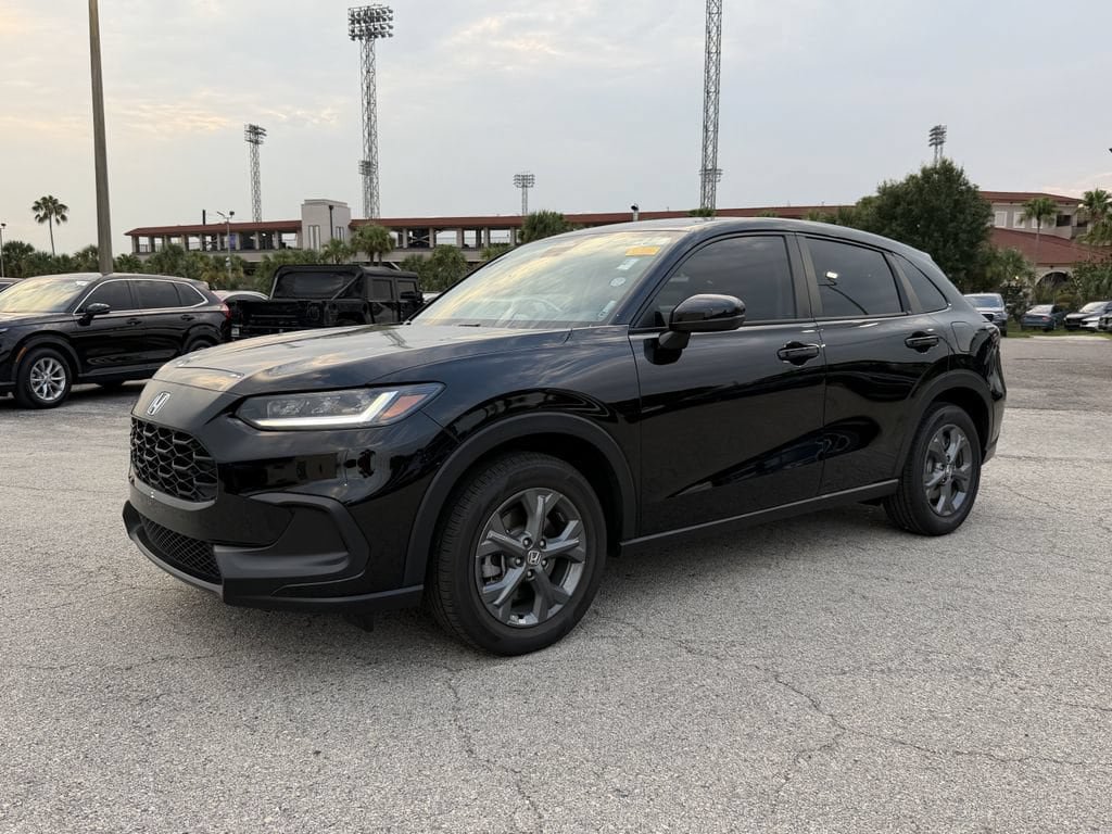 Used 2026 Honda HR-V LX image 9