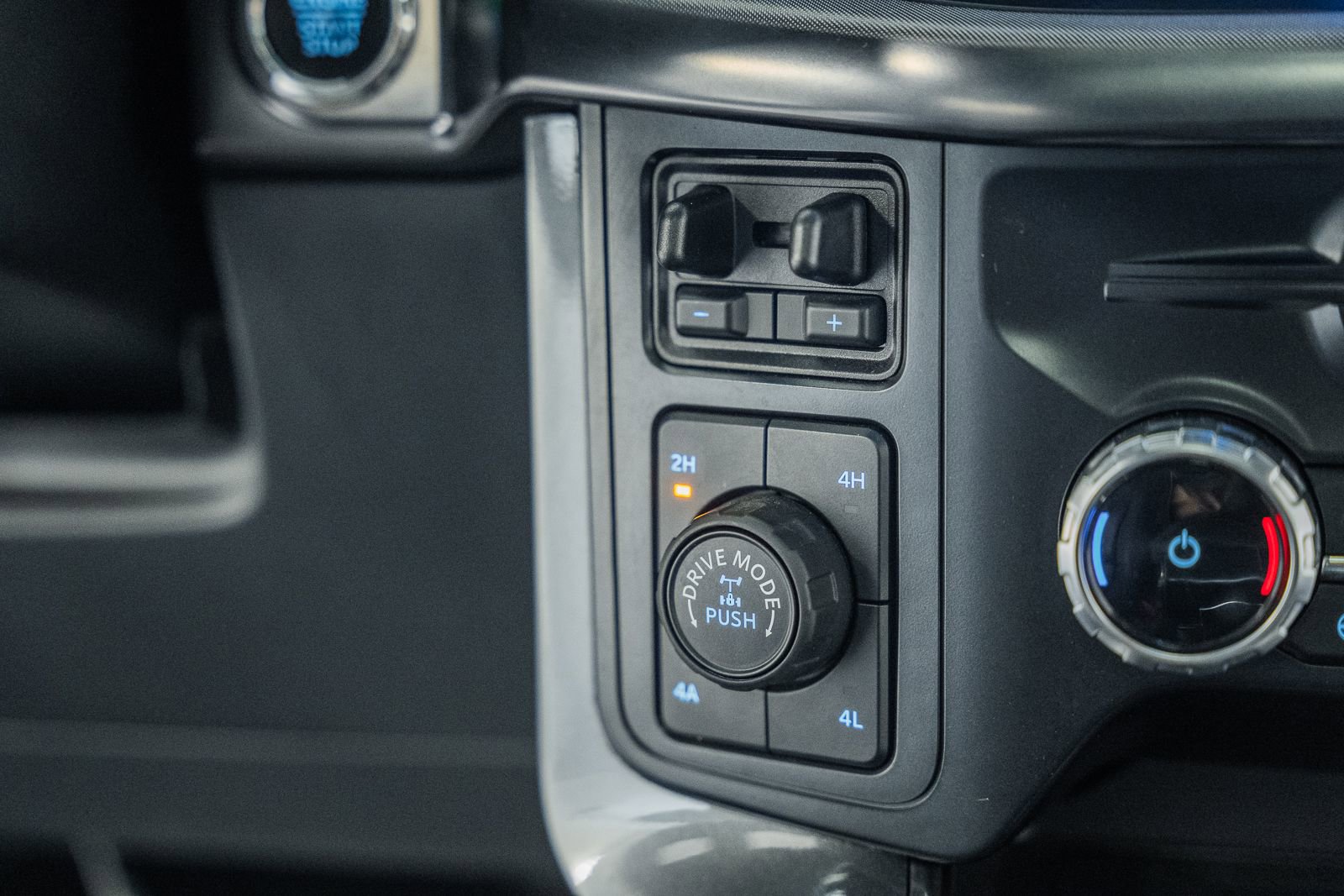 Certified 2023 Ford F150 Tremor w/ Equipment Group 402A High image 32