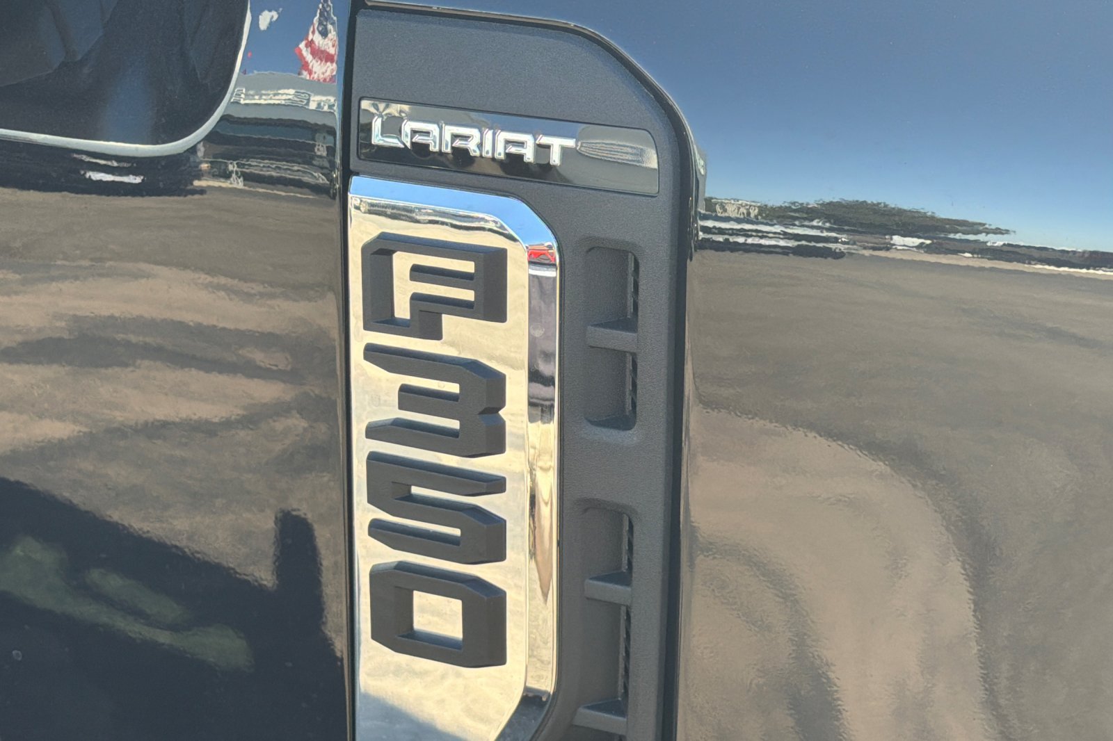 New 2027 Ford F350 Lariat w/ Lariat Premium Package AWD/4WD image 26