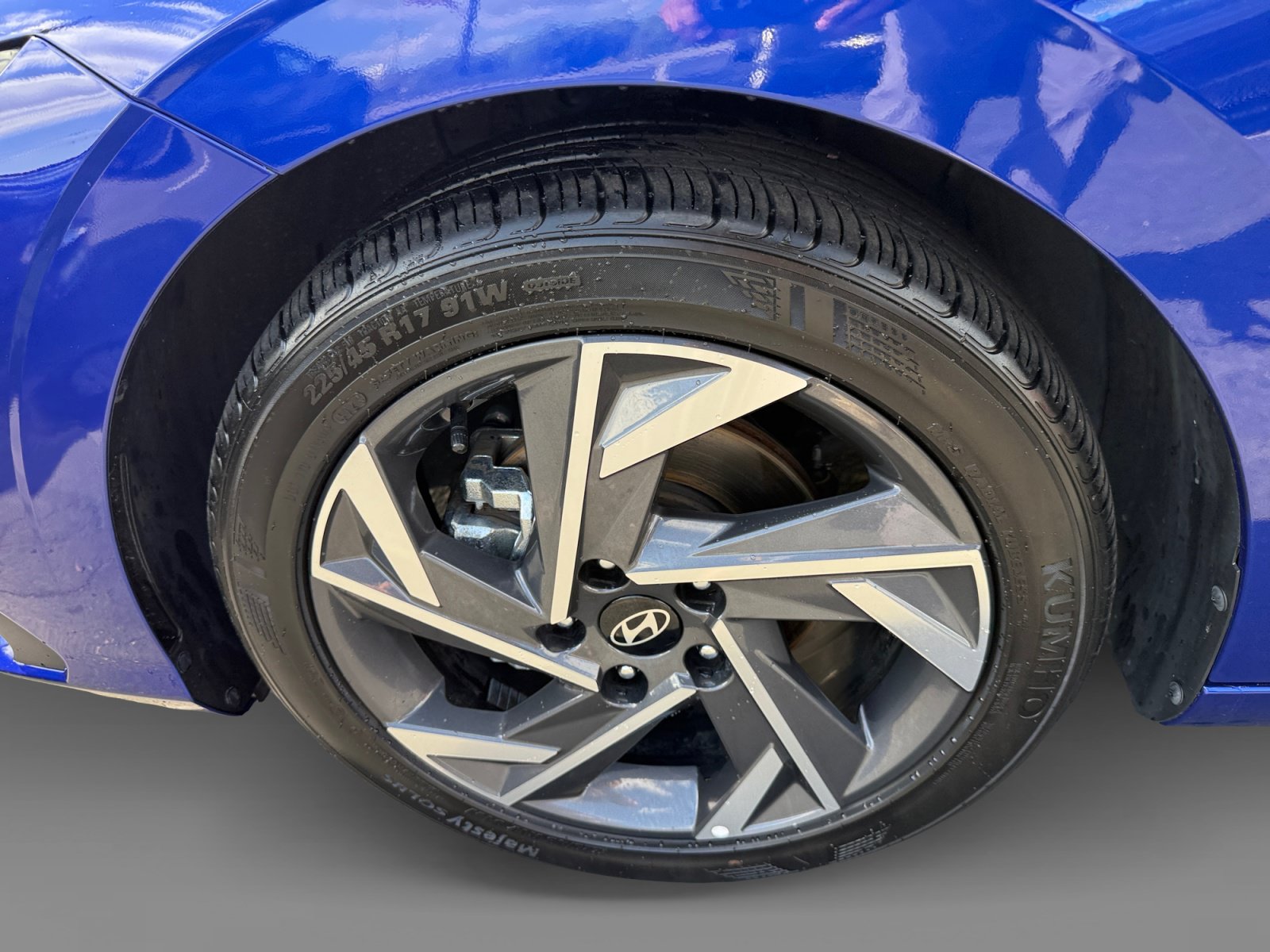 Used 2025 Hyundai Elantra Sport FWD image 9