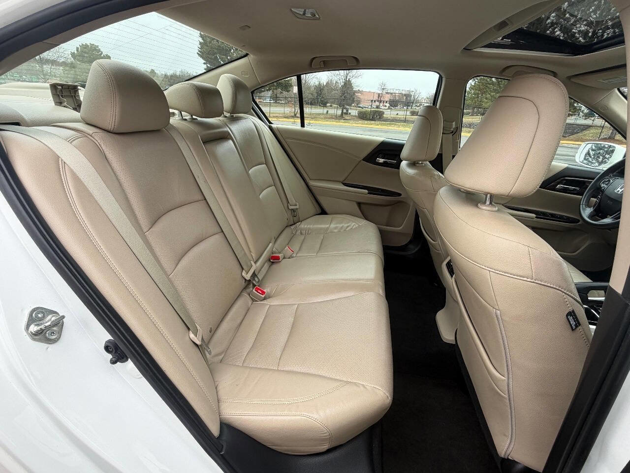 Used 2016 Honda Accord EX-L image 13