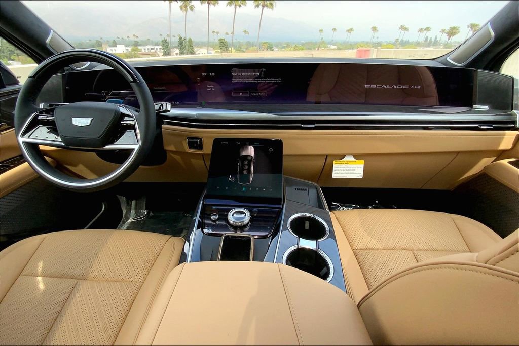 New 2025 Cadillac Escalade IQ Luxury 2 image 7