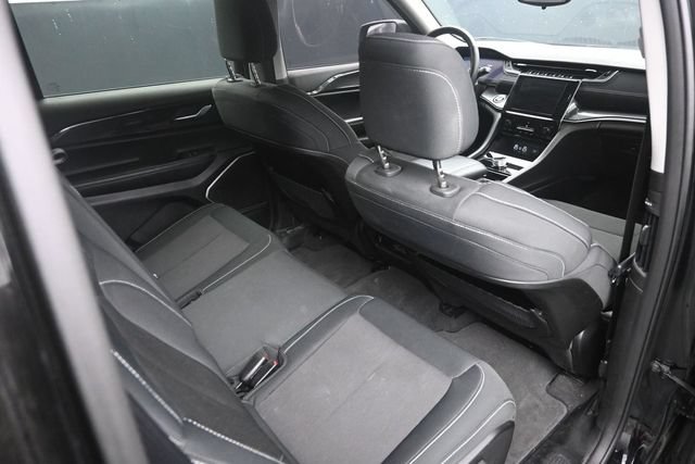 Used 2022 Jeep Grand Cherokee L Laredo w/ Luxury Tech Group I AWD/4WD image 38
