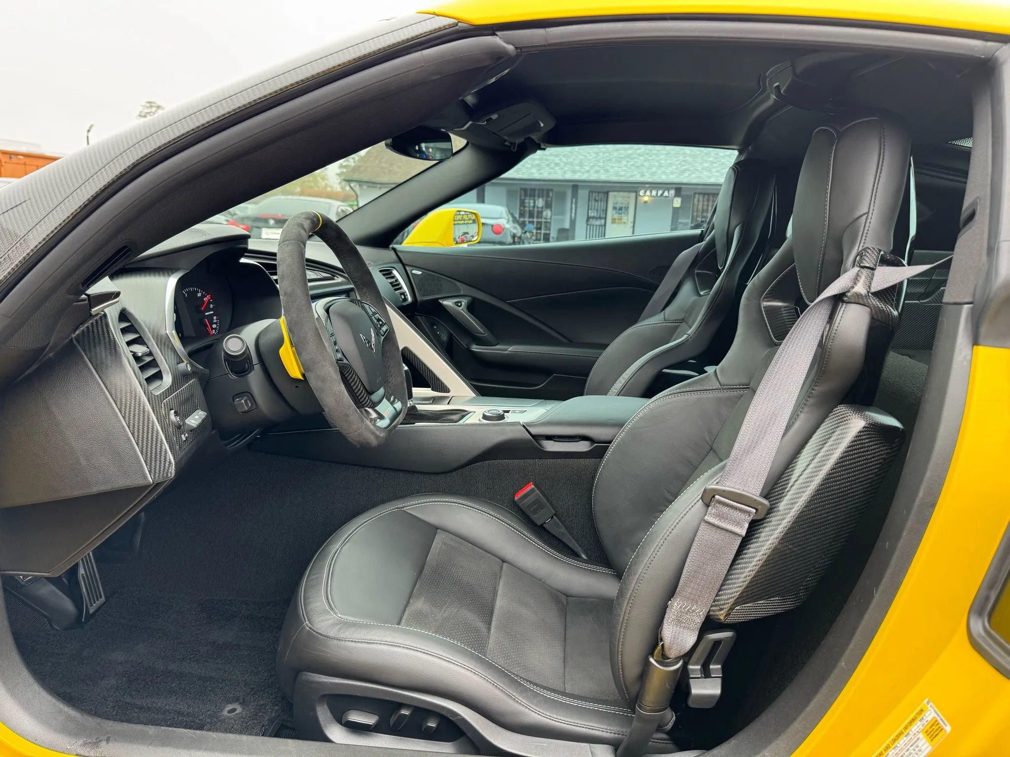 Used 2015 Chevrolet Corvette Z06 w/ Z07 Performance Package image 24