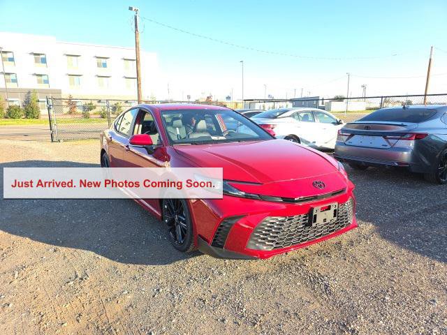 Certified 2026 Toyota Camry SE w/ Convenience Package image 1