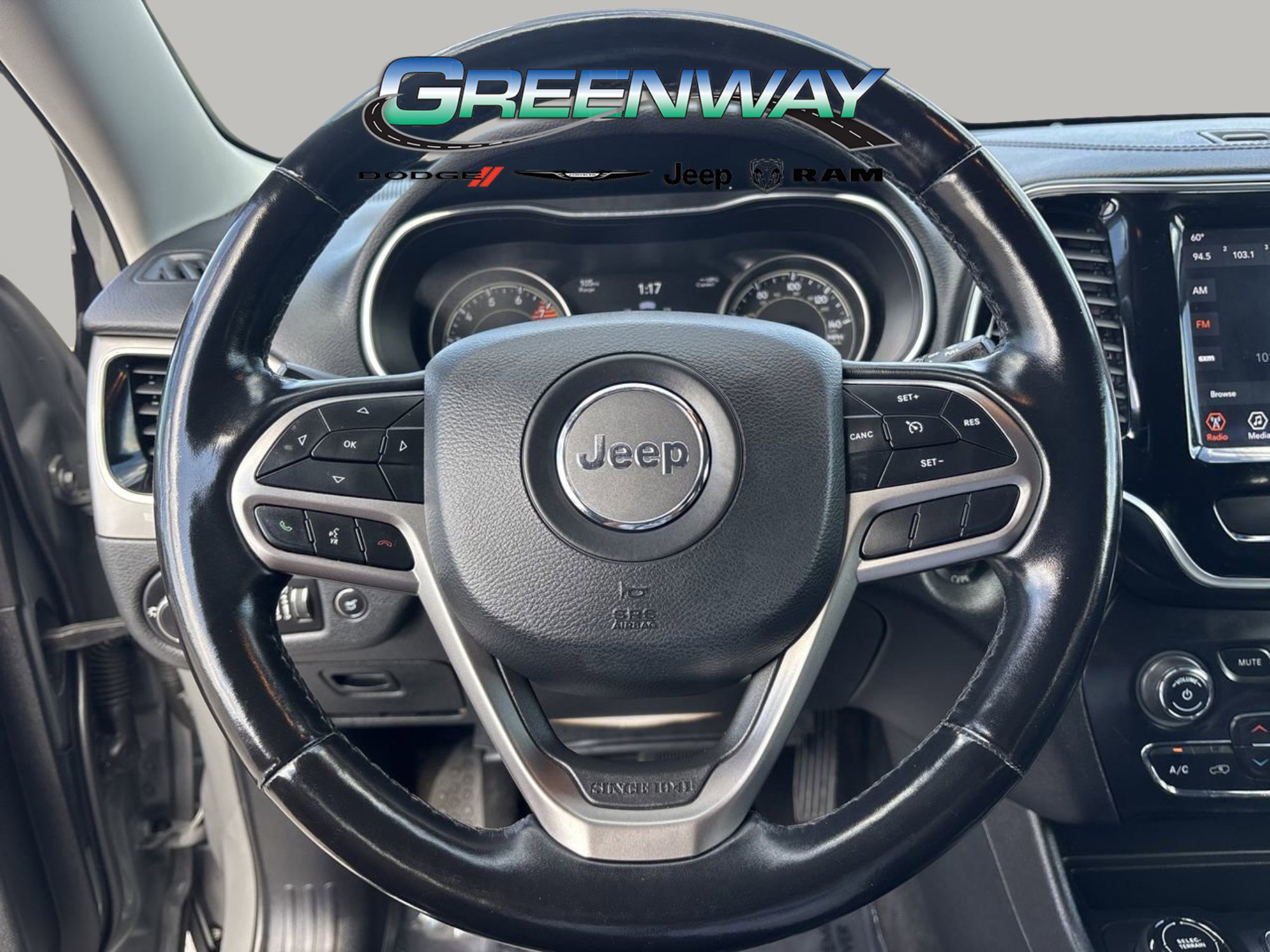 Used 2020 Jeep Cherokee Limited image 21