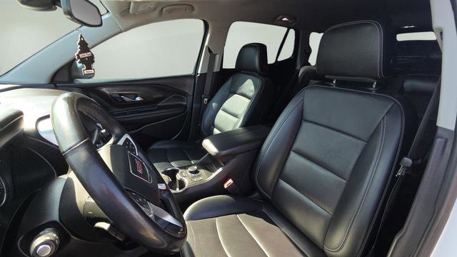 Used 2024 GMC Terrain SLT w/ Infotainment Package II image 26