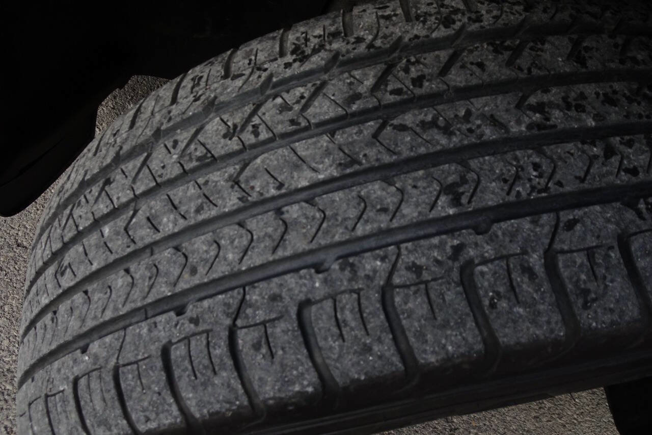 Used 2020 Jeep Cherokee Latitude Plus image 11