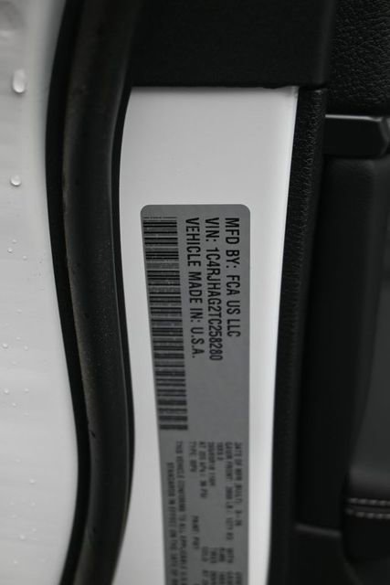 New 2026 Jeep Grand Cherokee Laredo AWD/4WD image 27