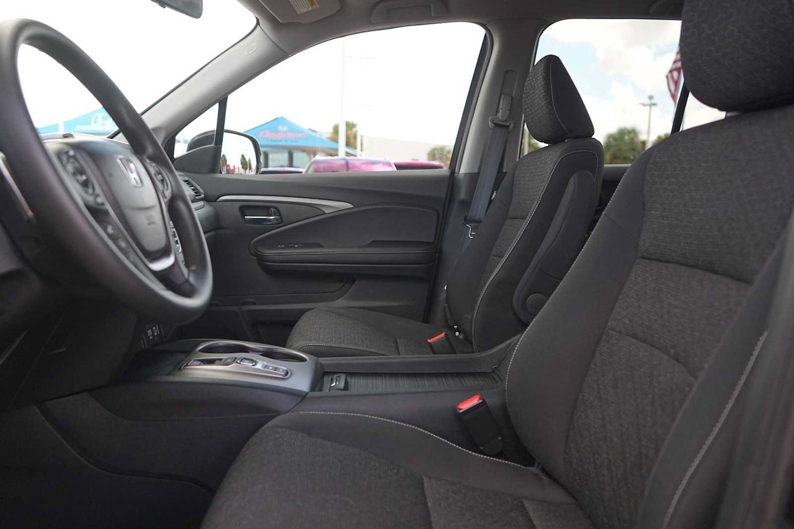 Used 2023 Honda Ridgeline Sport image 10