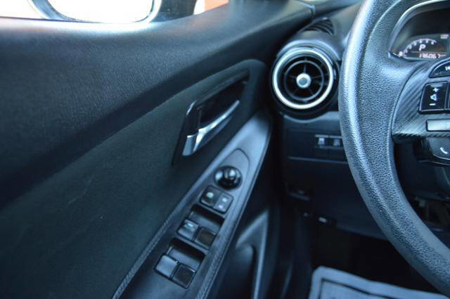 Used 2017 Toyota Yaris iA image 52