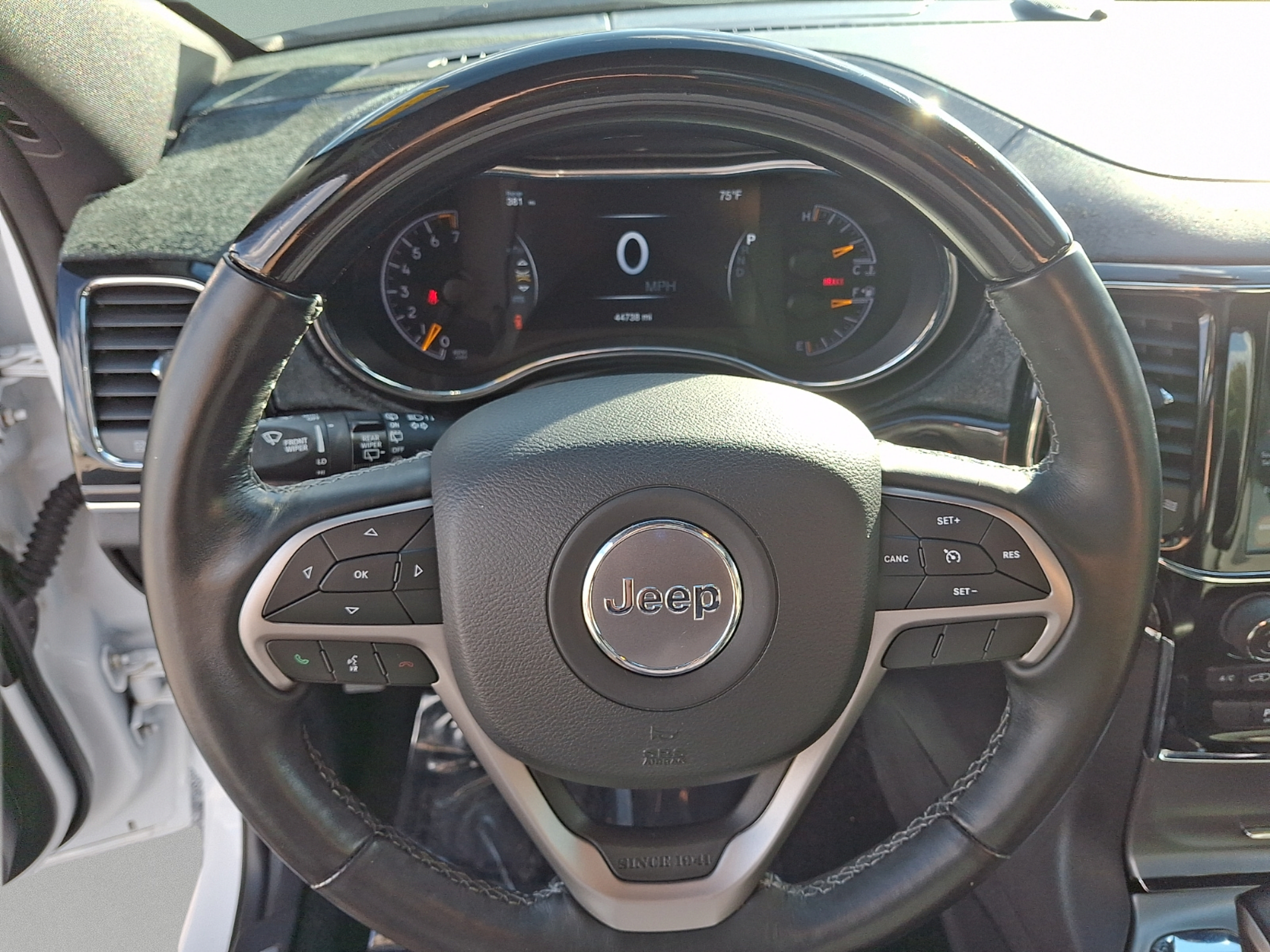 Certified 2021 Jeep Grand Cherokee Overland AWD/4WD image 19