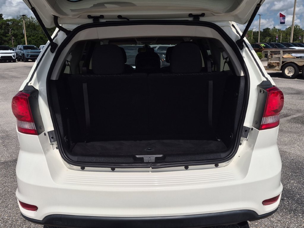 Used 2019 Dodge Journey SE w/ Connectivity Group FWD image 27