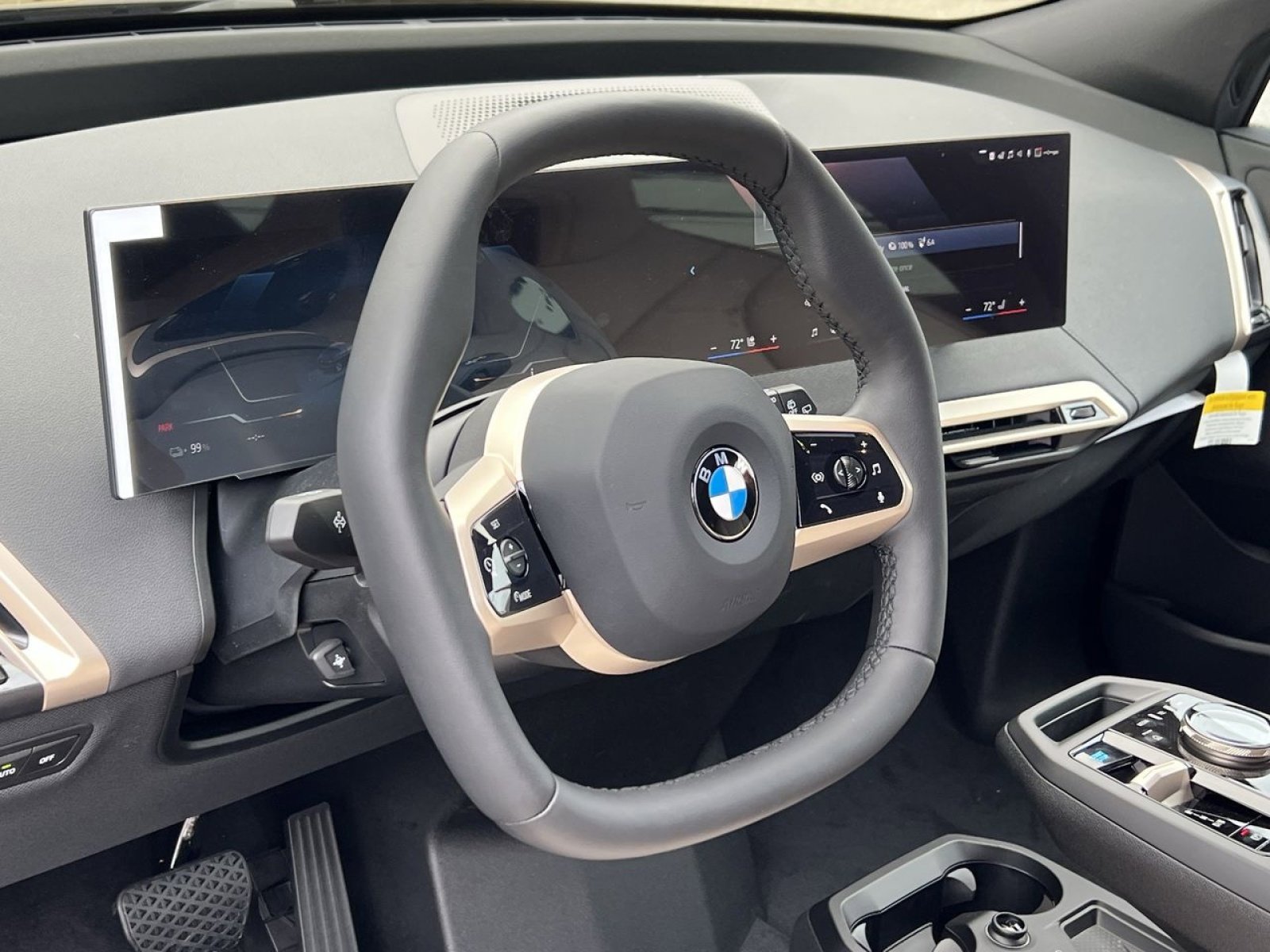 New 2026 BMW iX xDrive60 image 13