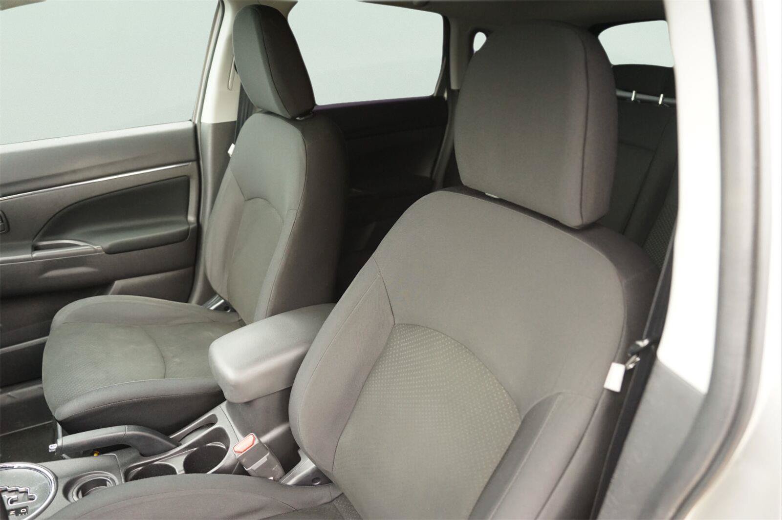 Used 2013 Mitsubishi Outlander Sport ES FWD image 10