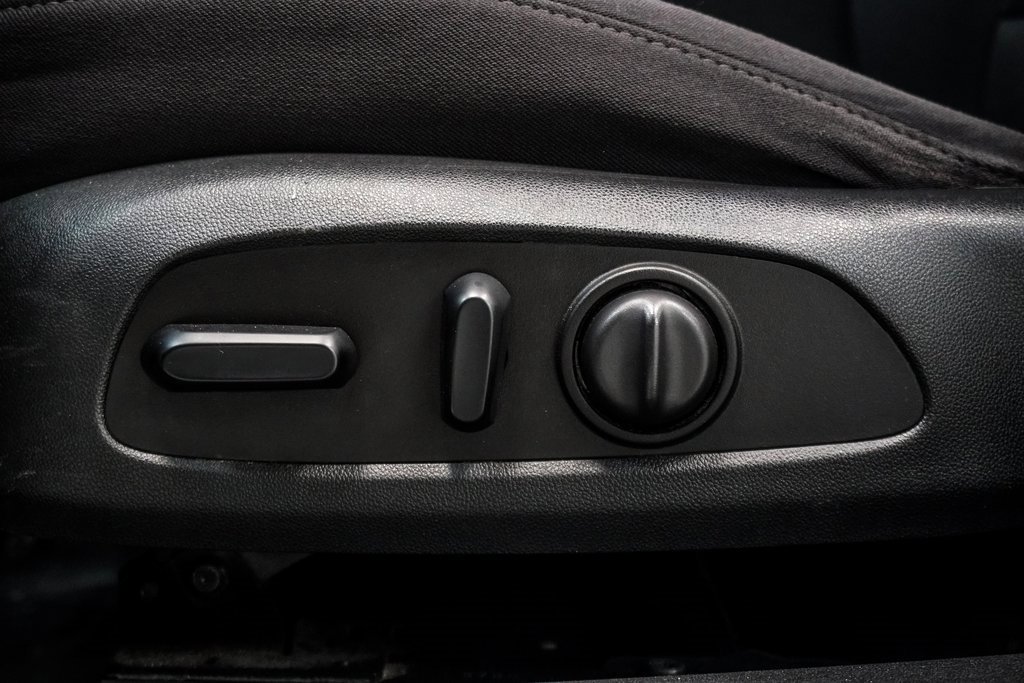 Used 2020 Chevrolet Malibu LT image 7