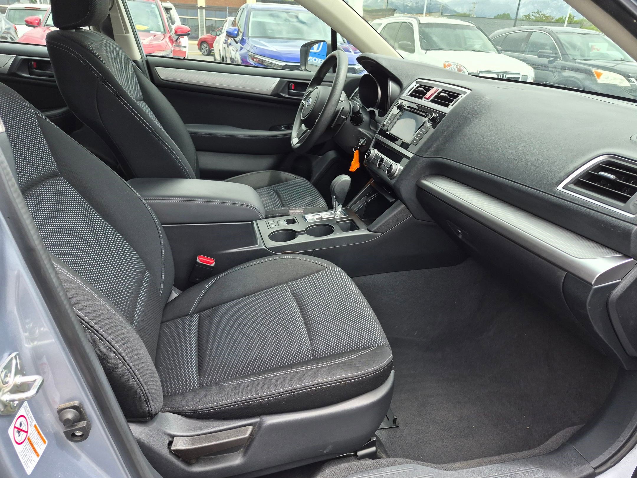 Used 2019 Subaru Outback 2.5i AWD/4WD image 31