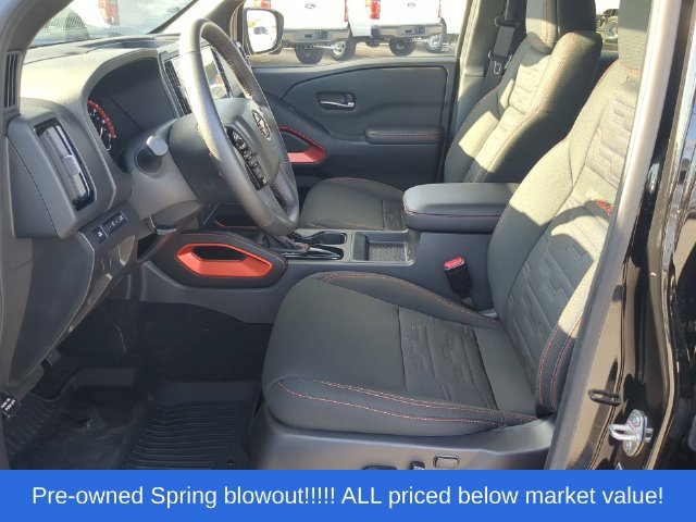 Used 2025 Nissan Frontier PRO-4X AWD/4WD image 23