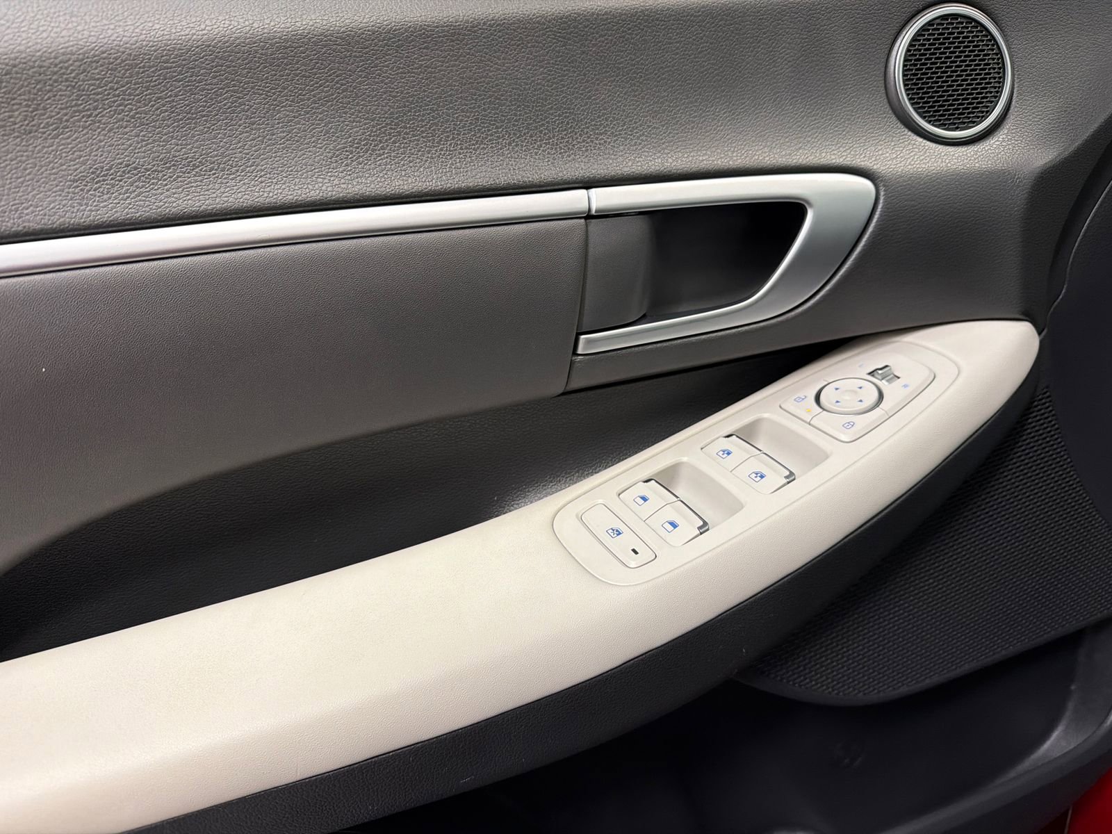 Used 2025 Hyundai Sonata SEL image 30