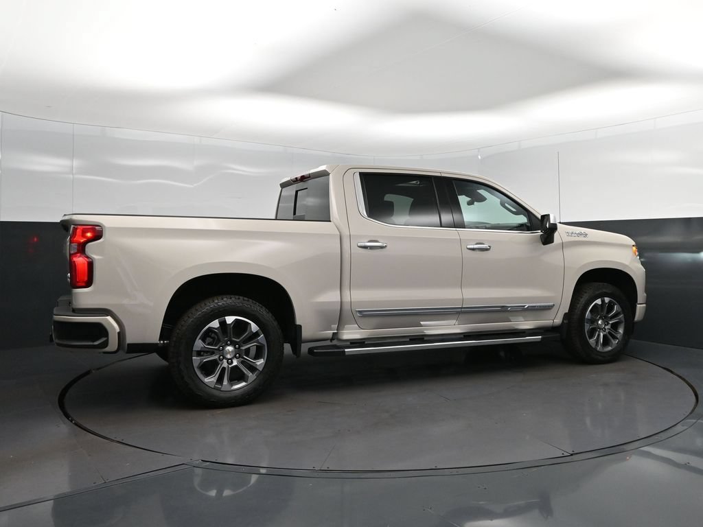 New 2026 Chevrolet Silverado 1500 High Country w/ Technology Package AWD/4WD image 8