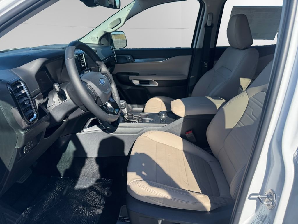 New 2025 Ford Ranger Lariat w/ Chrome Accent Package image 16