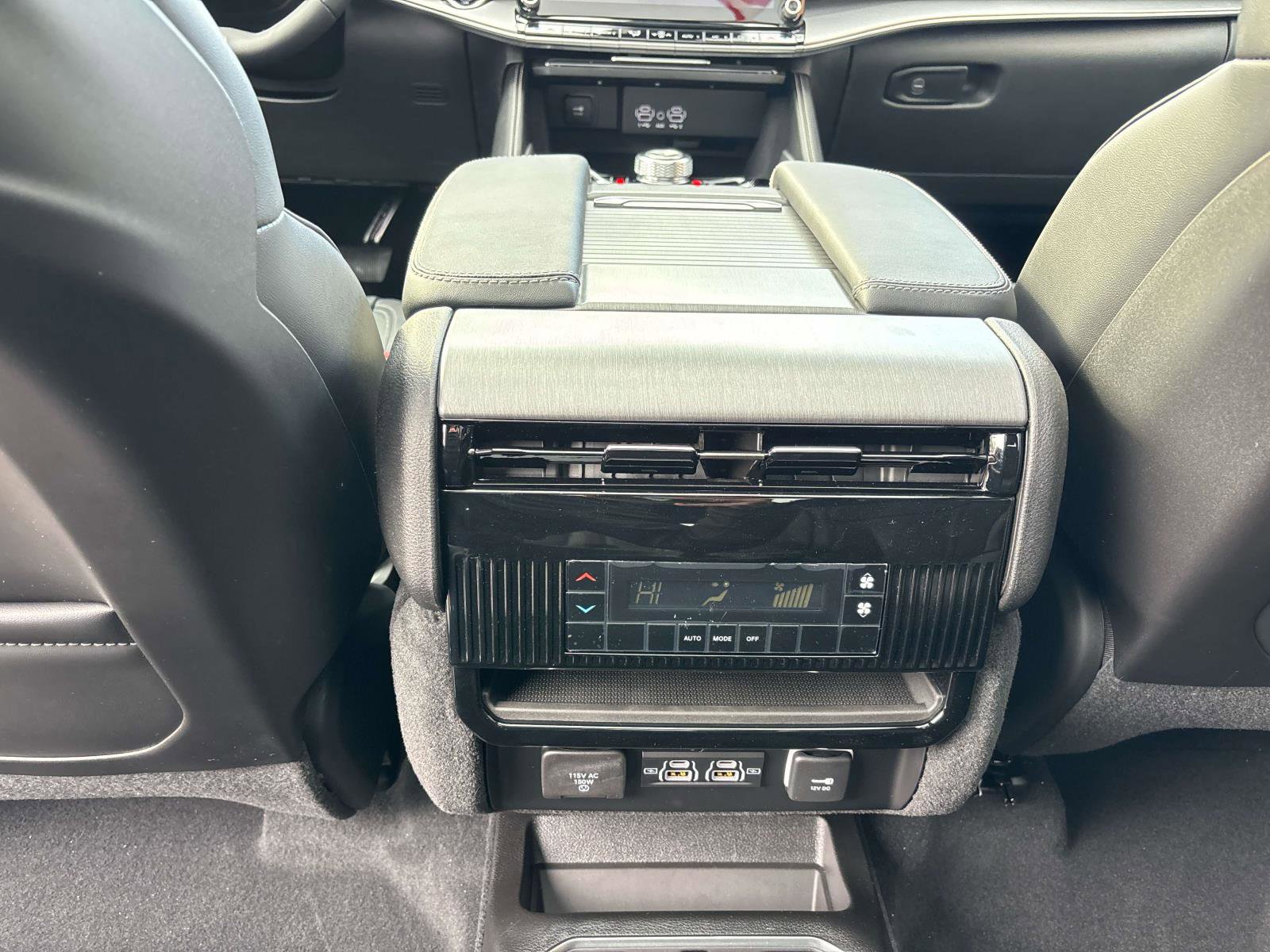 New 2026 Jeep Grand Wagoneer 4WD w/ Premium Group I image 10