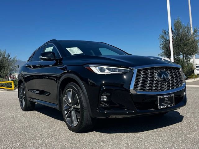 Certified 2025 INFINITI QX55 Luxe w/ Cargo Package image 7