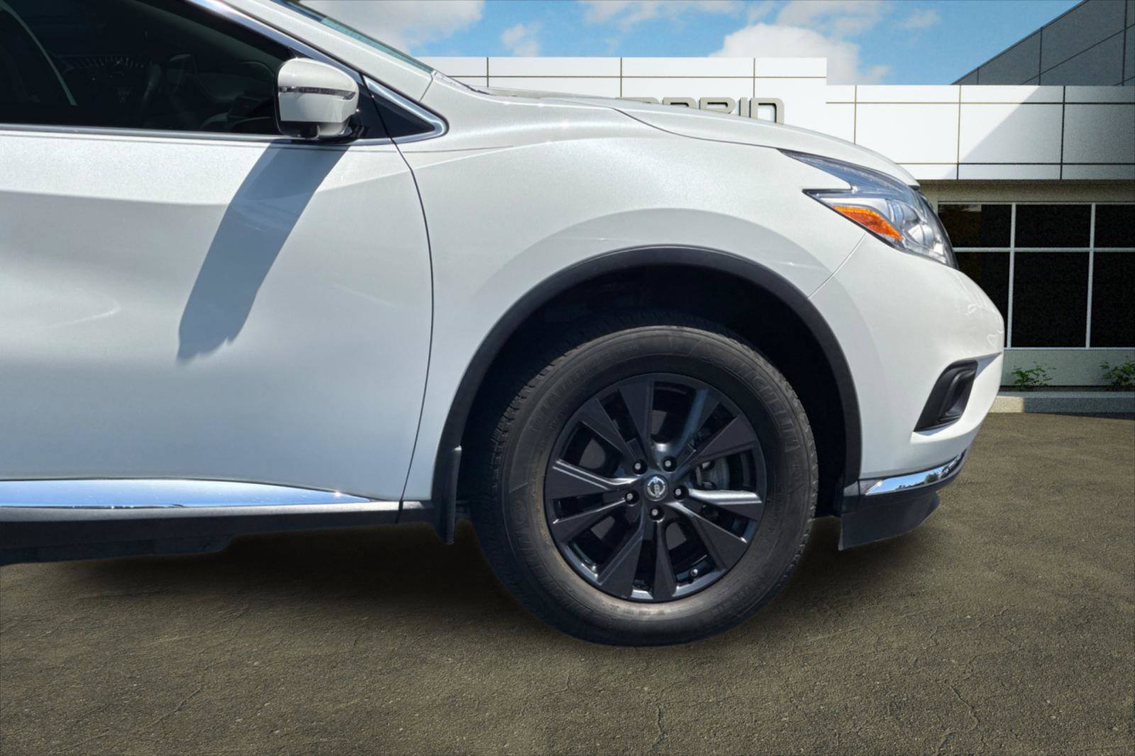 Used 2017 Nissan Murano SV w/ Premium Plus Package FWD image 35