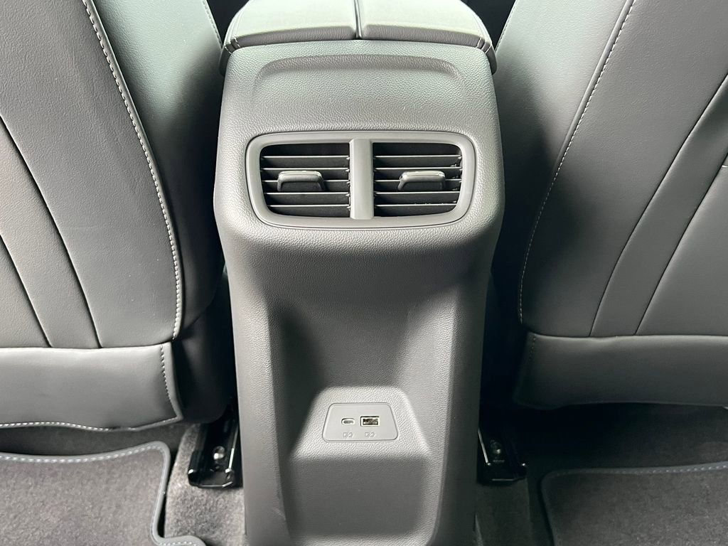 New 2026 Buick Envision Preferred AWD/4WD image 32