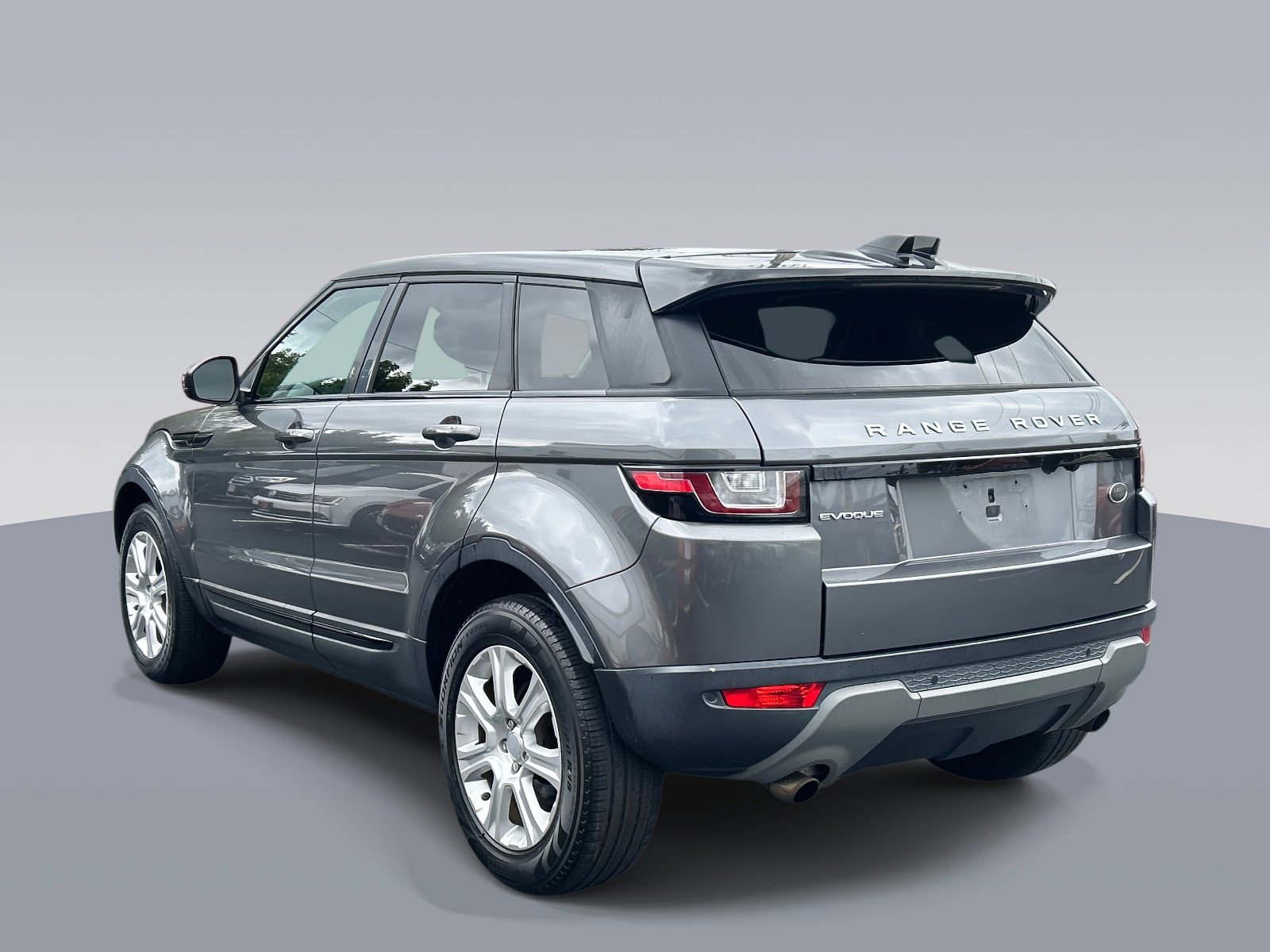 Used 2017 Land Rover Range Rover Evoque SE Premium image 5