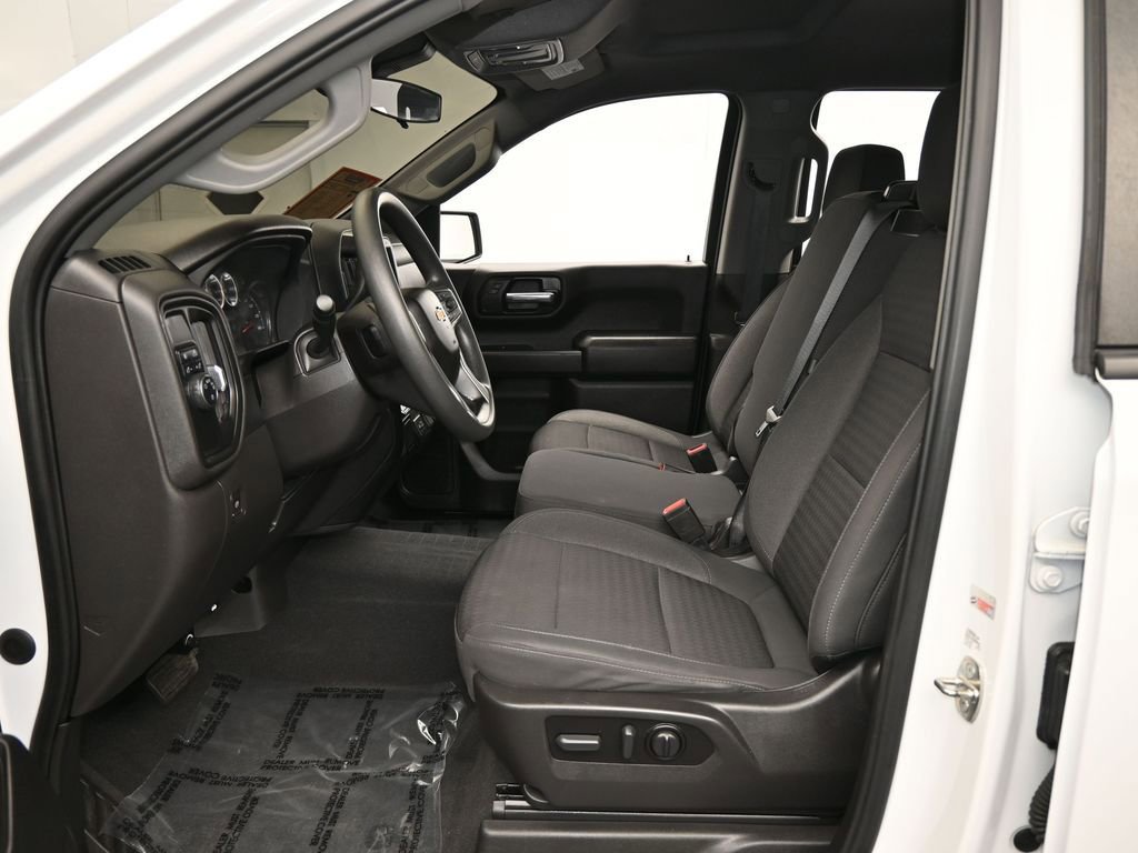 Used 2022 Chevrolet Silverado 1500 Custom w/ Safety Confidence Package image 11