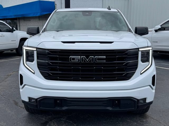 Used 2024 GMC Sierra 1500 Elevation w/ LPO, Elevation Black Package AWD/4WD image 2