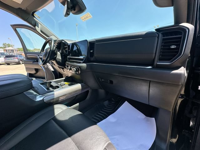 Used 2024 Chevrolet Silverado 3500 LTZ w/ LTZ Plus Package AWD/4WD image 32