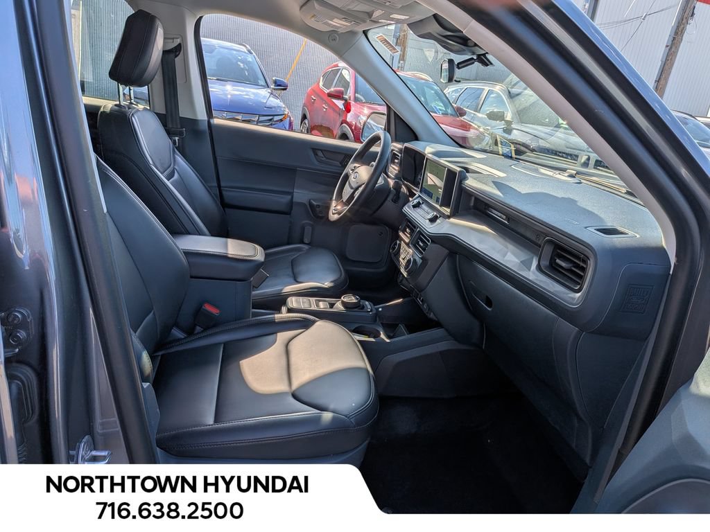 Used 2023 Ford Maverick Lariat w/ Lariat Luxury Package AWD/4WD image 32