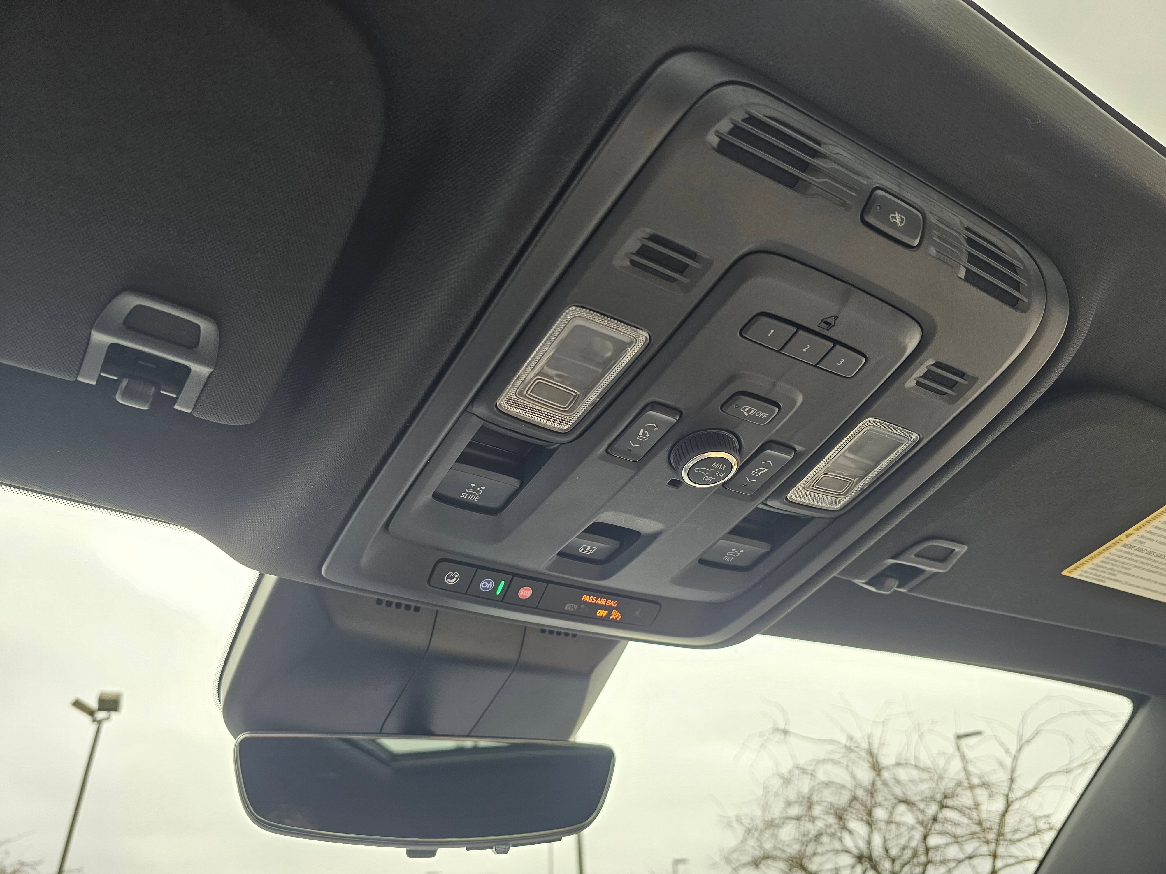 Used 2023 Cadillac Escalade Premium Luxury w/ Performance Package image 59