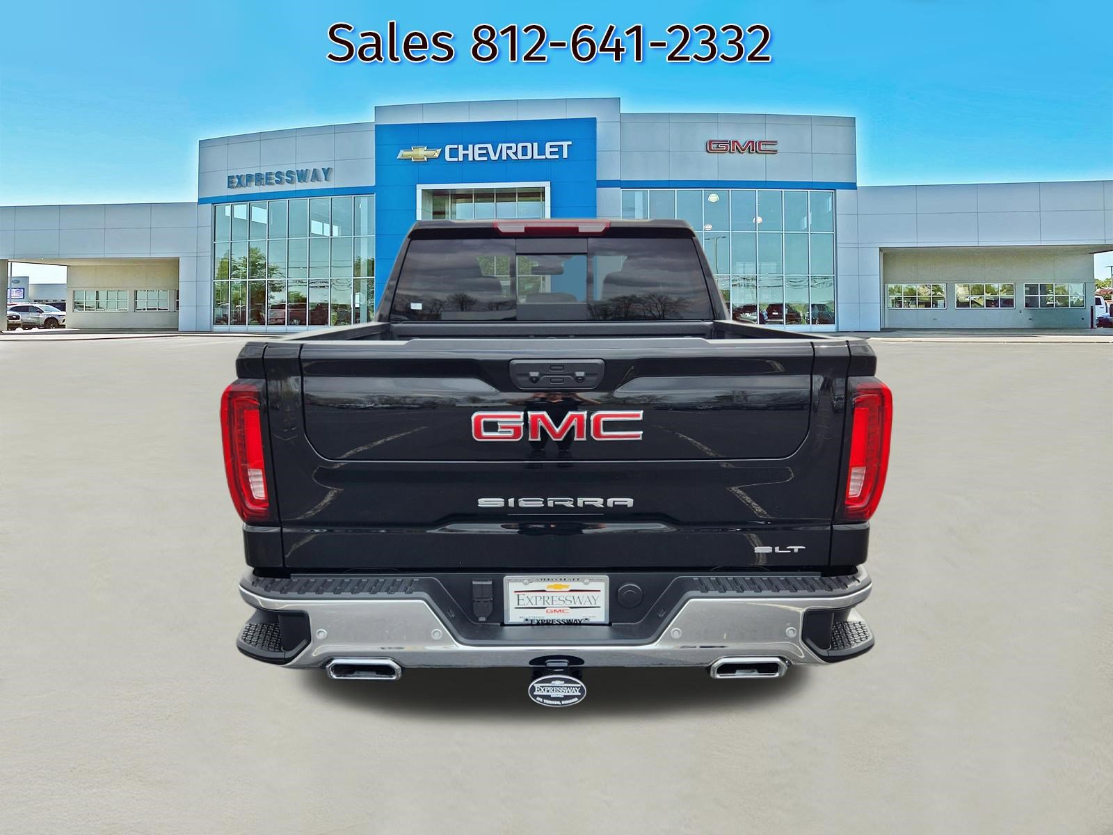 New 2026 GMC Sierra 1500 SLT image 4