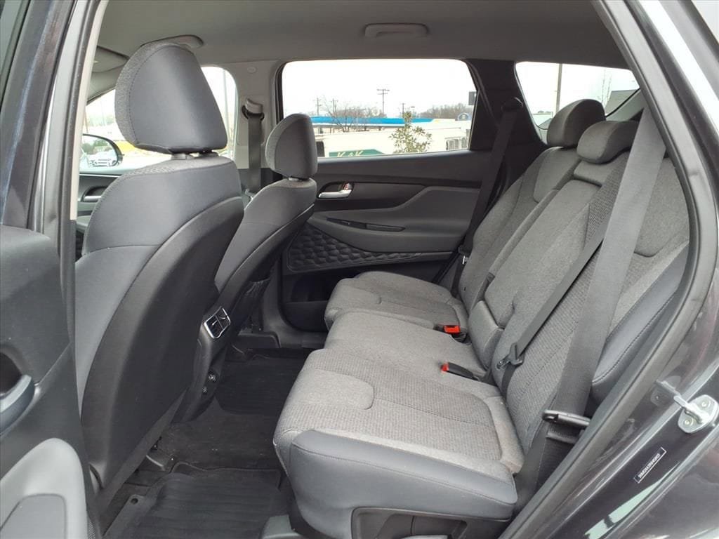 Used 2022 Hyundai Santa Fe SEL image 5