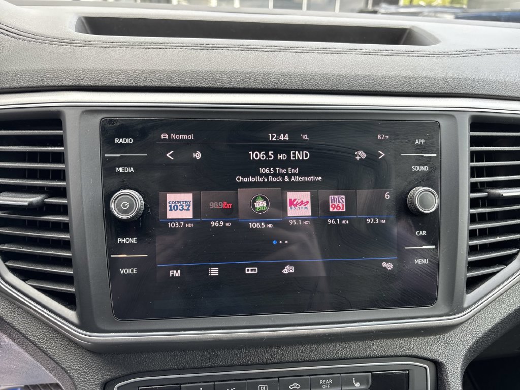 Used 2018 Volkswagen Atlas SE AWD/4WD image 12
