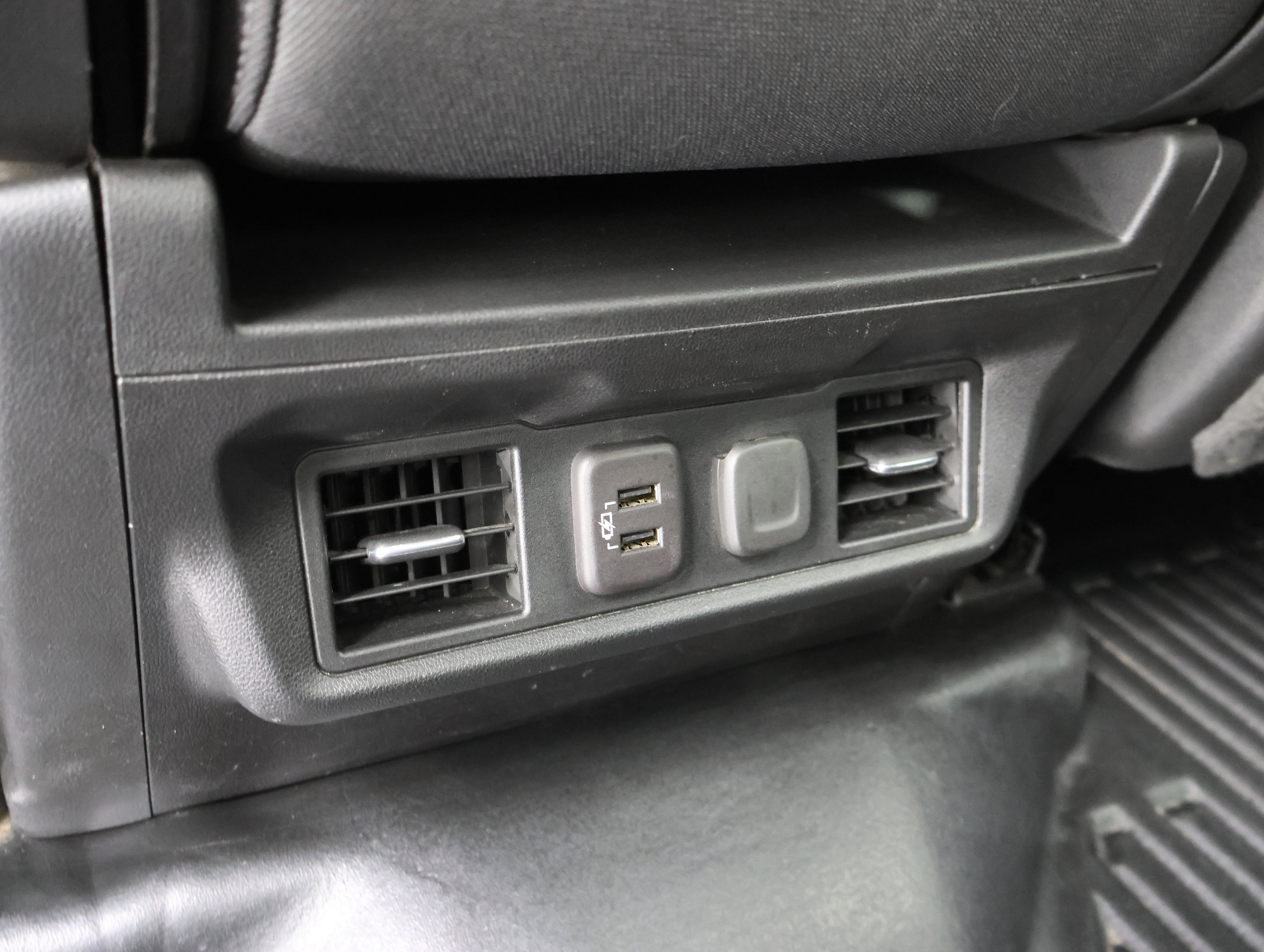 Used 2023 Chevrolet Silverado 2500 LT w/ Convenience Package AWD/4WD image 35
