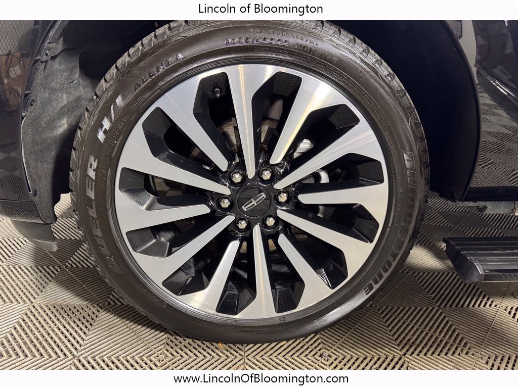 Used 2023 Lincoln Navigator Reserve AWD/4WD image 28