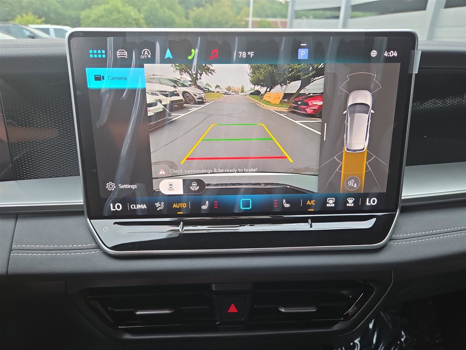 New 2025 Volkswagen Tiguan SE R-Line image 23