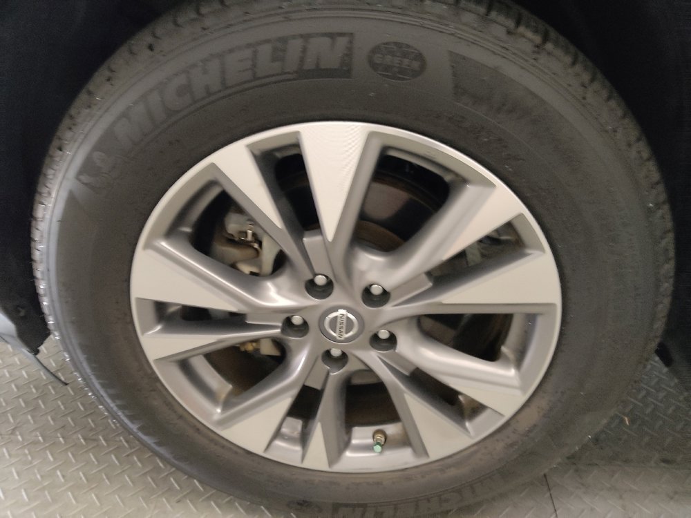 Used 2018 Nissan Murano SV image 31