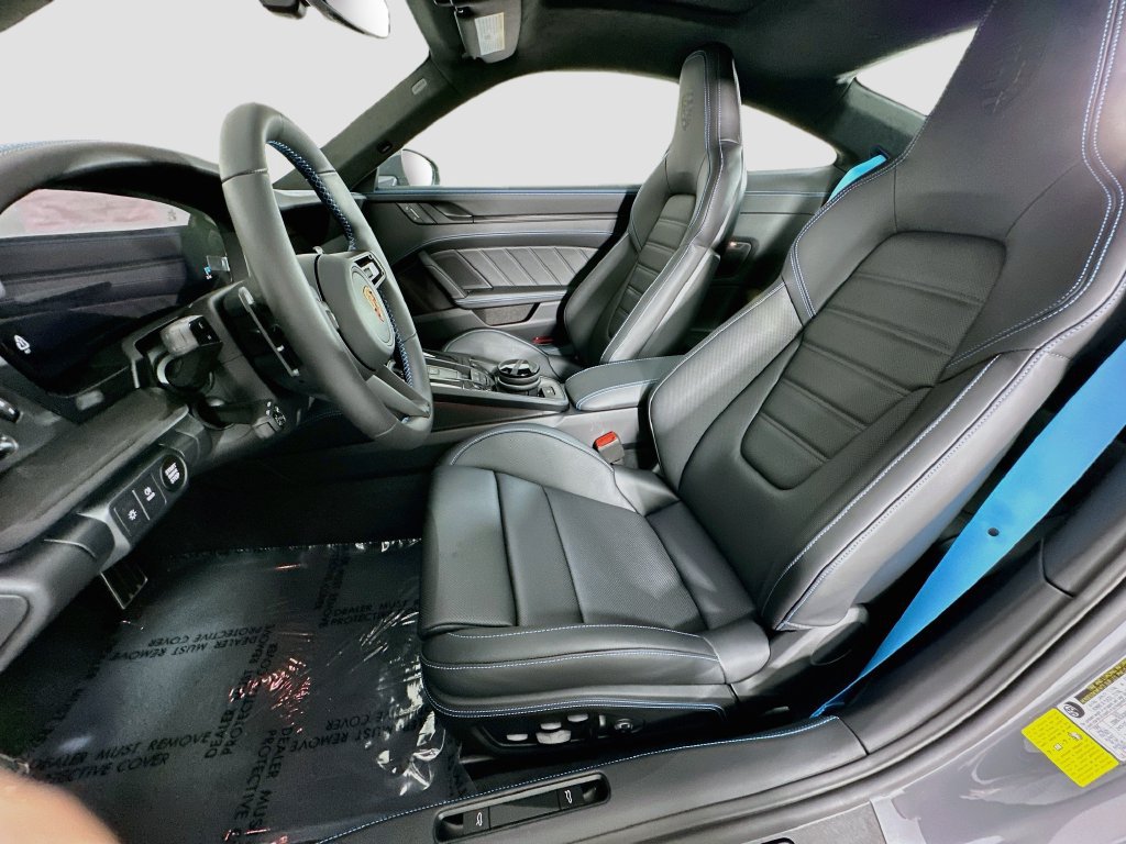 New 2026 Porsche 911 Carrera GTS RWD image 5