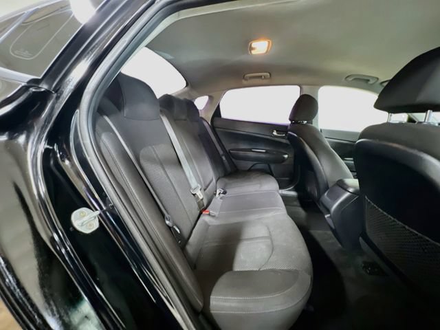 Used 2020 Kia Optima LX FWD image 24