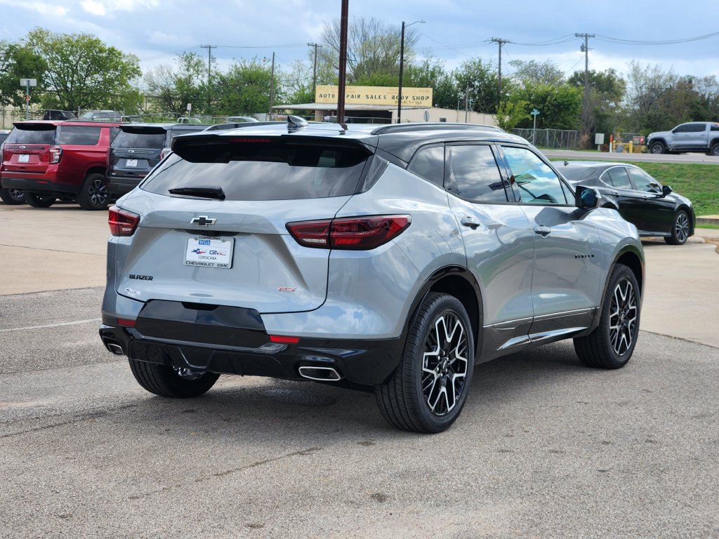 New 2026 Chevrolet Blazer RS w/ Driver Confidence II Package FWD image 4