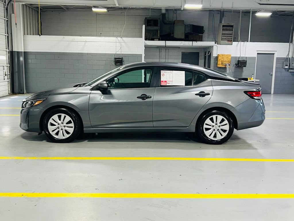 Used 2025 Nissan Sentra S FWD image 14