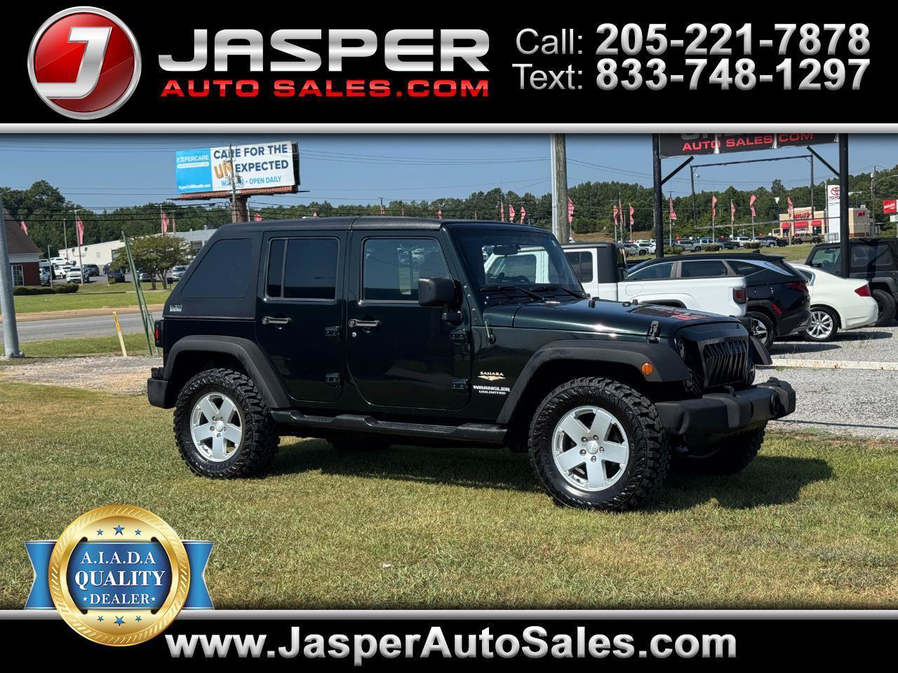 Used 2012 Jeep Wrangler Unlimited Sahara AWD/4WD image 1