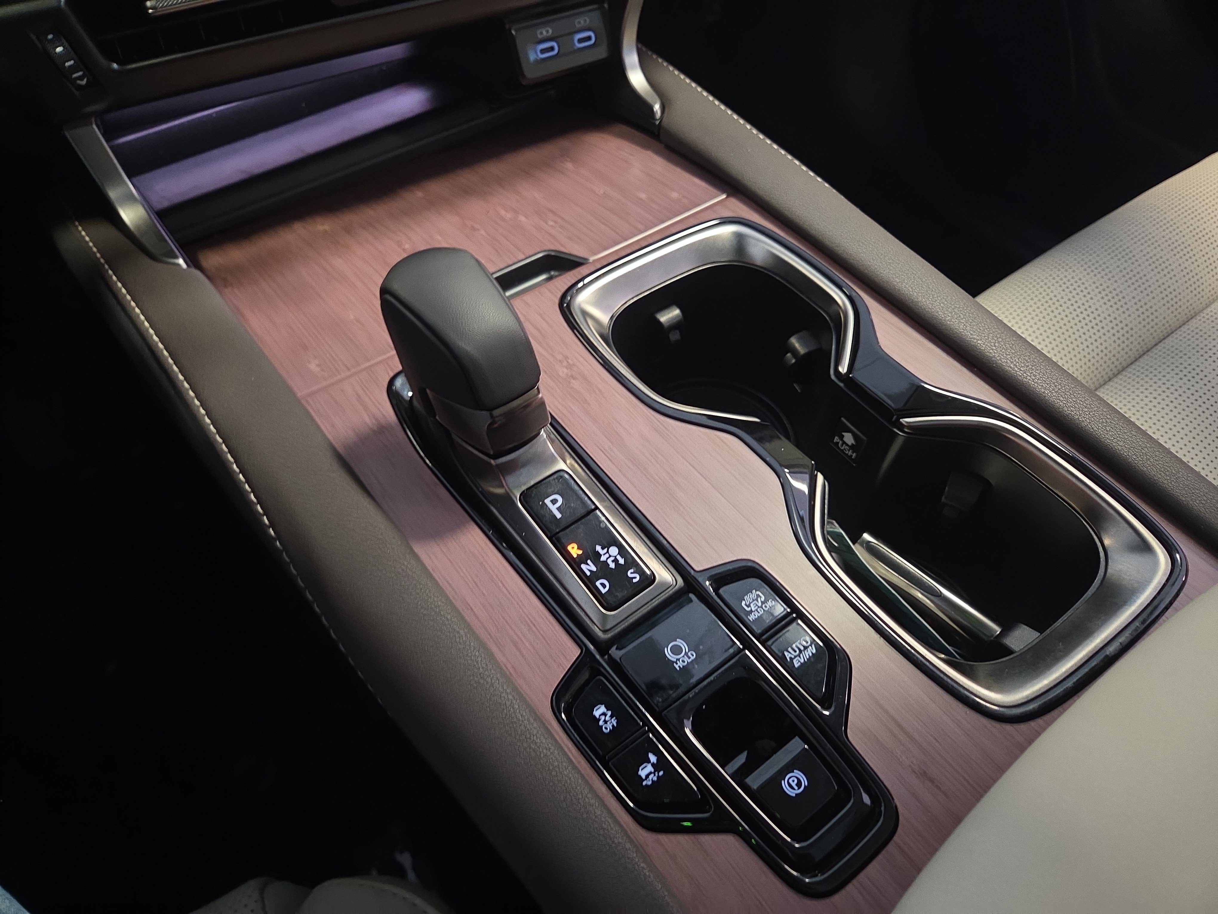 Certified 2025 Lexus RX 450h AWD w/ Convenience Package image 27